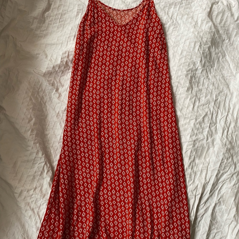 Red Patterned Slip maxi Dress - Picture 2 of 3